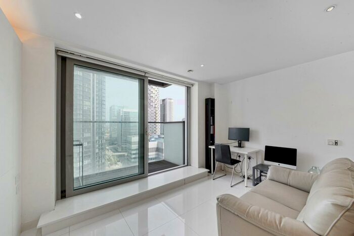 Studio To Rent In East Tower, Pan Peninsula, Canary Wharf, E14