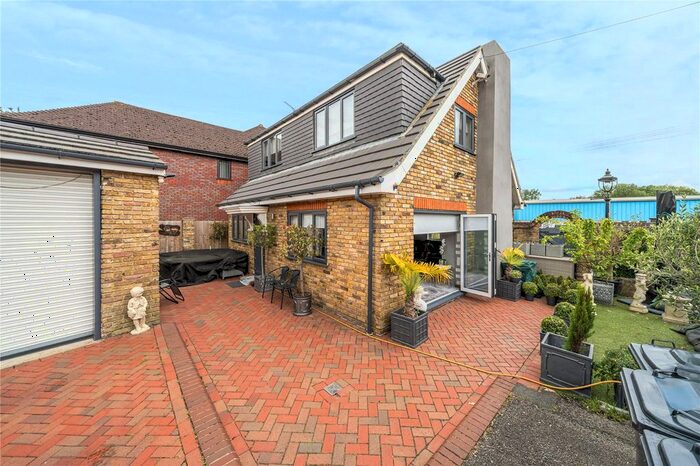 3 Bedroom Detached House To Rent In Woodham Lane, New Haw, Surrey, KT15