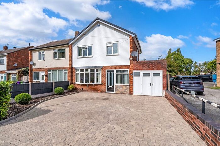 3 Bedroom Semi-Detached House For Sale In Blackhalve Lane, Wood Hayes, Wolverhampton, West Midlands, WV11