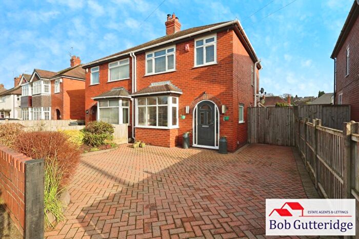 3 Bedroom Semi Detached House For Sale In Heath Avenue, May Bank, Newcastle, ST5