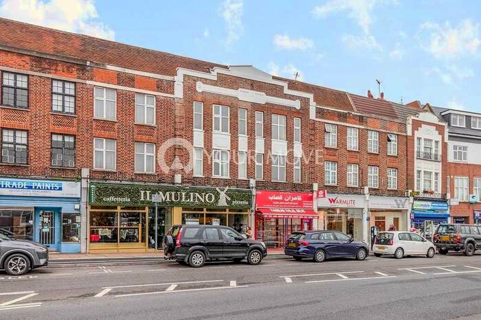 4 Bedroom Flat To Rent In A 5 Grand Parade Ewell Road, Surbiton, KT6