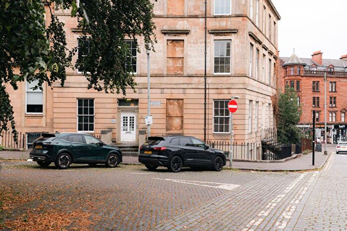 4 Bedroom Flat For Sale In Lynedoch Crescent, Park, G3