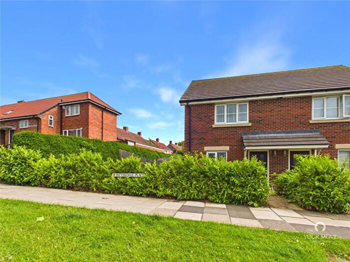 3 Bedroom Semi-Detached House For Sale In Patterdale Place, Low Fell, Gateshead, NE9