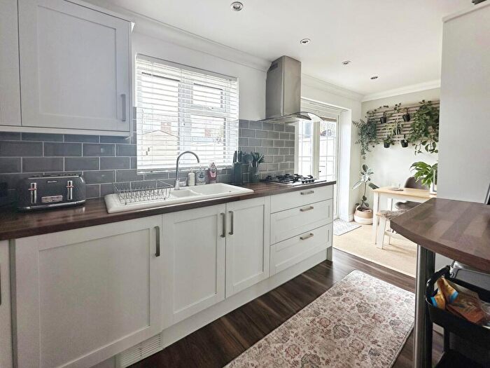 2 Bedroom Semi-Detached House For Sale In Winterslow Drive, Havant, PO9