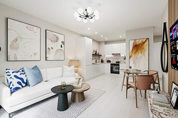 1 Bedroom Flat To Rent In Tern Apartments, Hendon Waterside, London, NW9