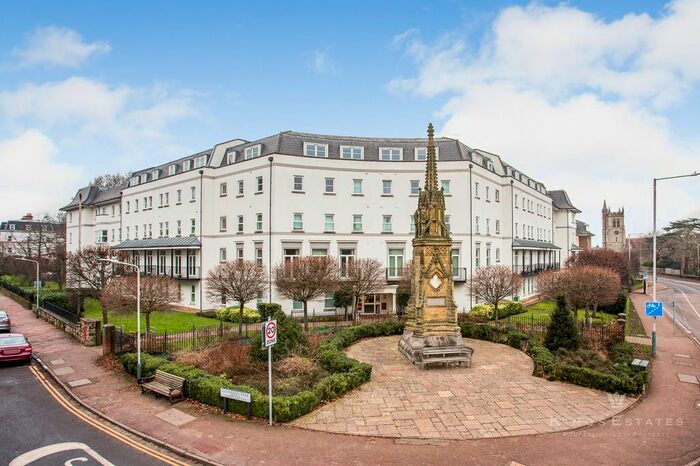 2 Bedroom Flat To Rent In Exchange Mews, Culverden Park Road, Tunbridge Wells, TN4