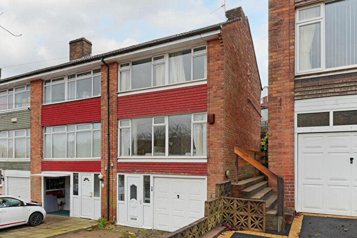 3 Bedroom Town House For Sale In Standon Crescent, Wincobank, Sheffield, S9