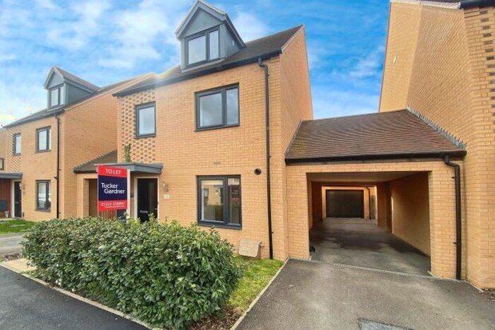 3 Bedroom Property To Rent In Caesar Way, Cambridge, CB24