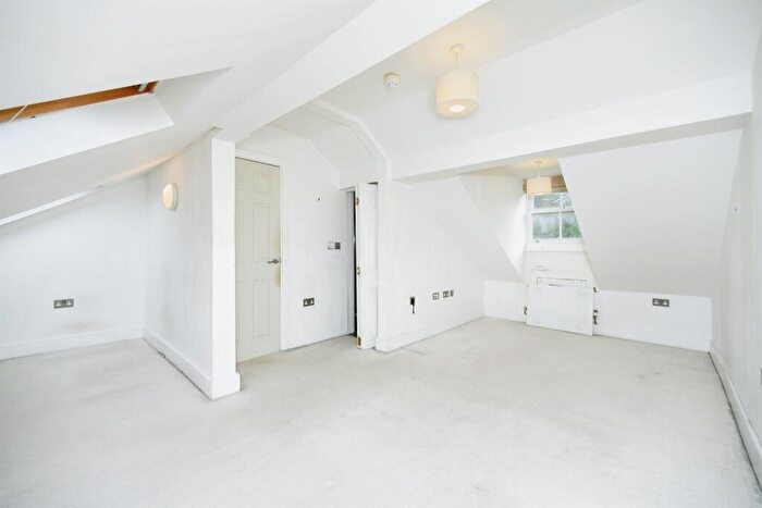2 Bedroom Flat To Rent In Walpole Terrace, Brighton, BN2