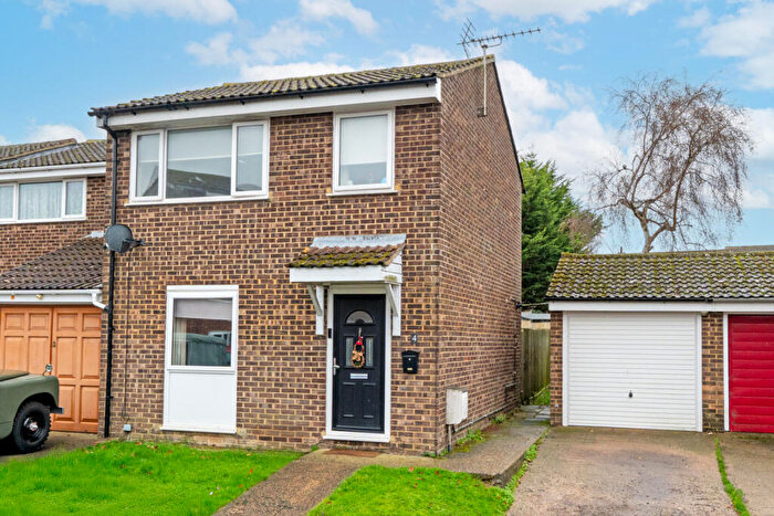 3 Bedroom End Of Terrace House For Sale In Church Field, Saffron Walden, Essex, CB11