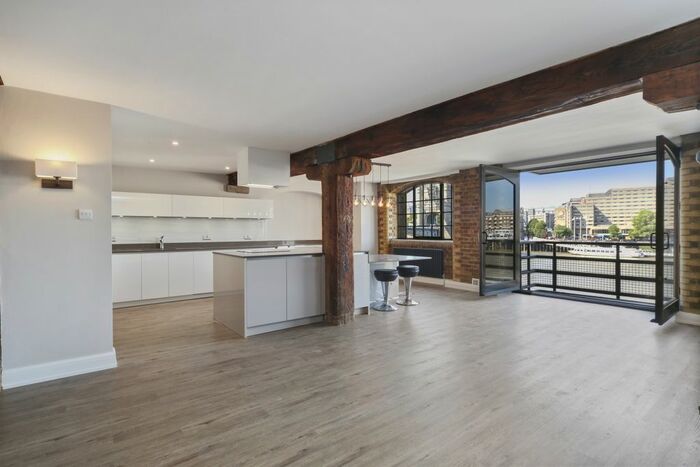 3 Bedroom Flat To Rent In Butlers Wharf West, Shad Thames, London, SE1