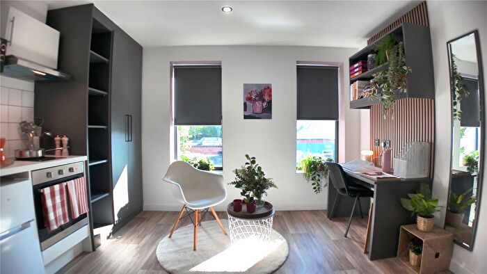 Studio To Rent In - Pershore Road, Stirchley, Birmingham, B30