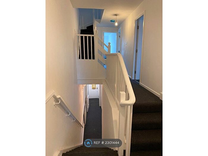 5 Bedroom Maisonette To Rent In Meldon Terrace, Newcastle Upon Tyne, NE6