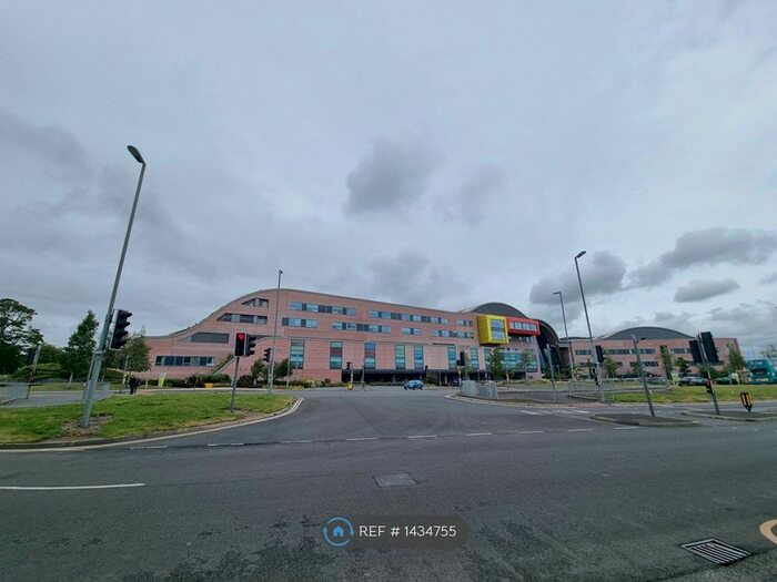 3 Bedroom Flat To Rent In East Prescot Road, Liverpool, L14