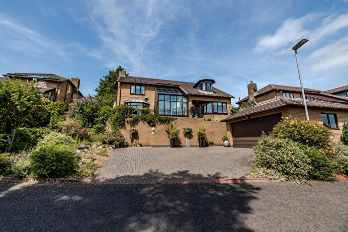4 Bedroom Detached House For Sale In Heddon Banks, Heddon-On-The-Wall, Newcastle Upon Tyne, NE15