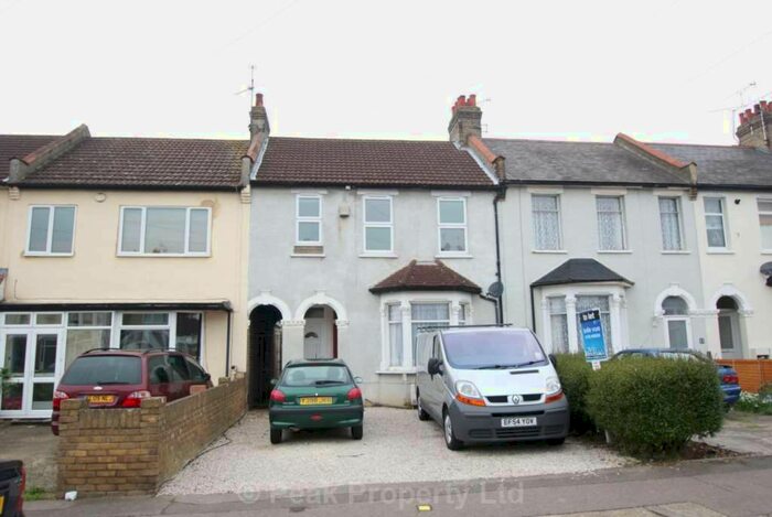 2 Bedroom Flat To Rent In Ilfracombe Road, Southend On Sea, SS2