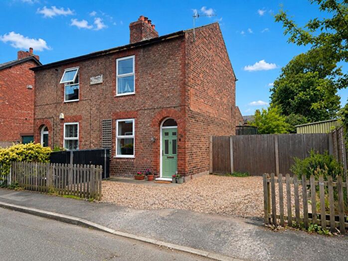 2 Bedroom Semi-Detached House For Sale In Stamford Street, Sale, M33