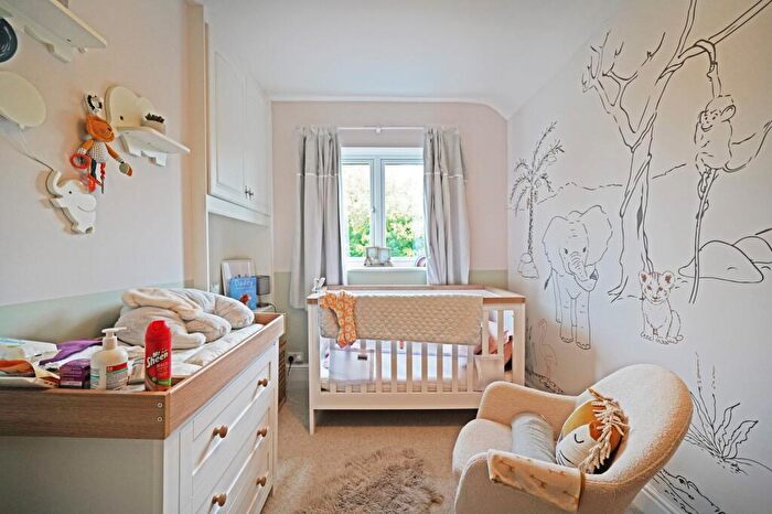 2 Bedroom Semi-Detached House For Sale In Stratford Road, Hockley Heath, B94
