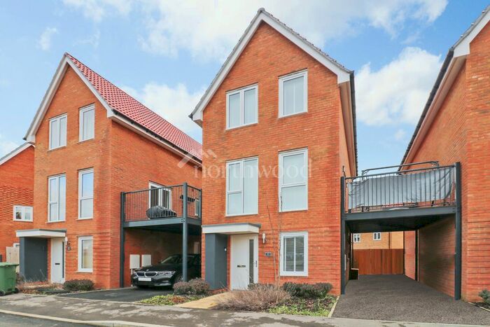 3 Bedroom Detached House To Rent In Marsh Rise, Kingsnorth, Ashford, TN23