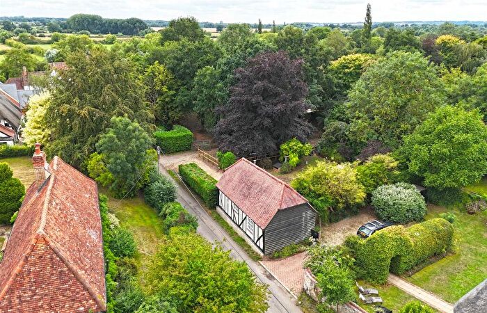 1 Bedroom House For Sale In Little Ickford, Aylesbury, HP18