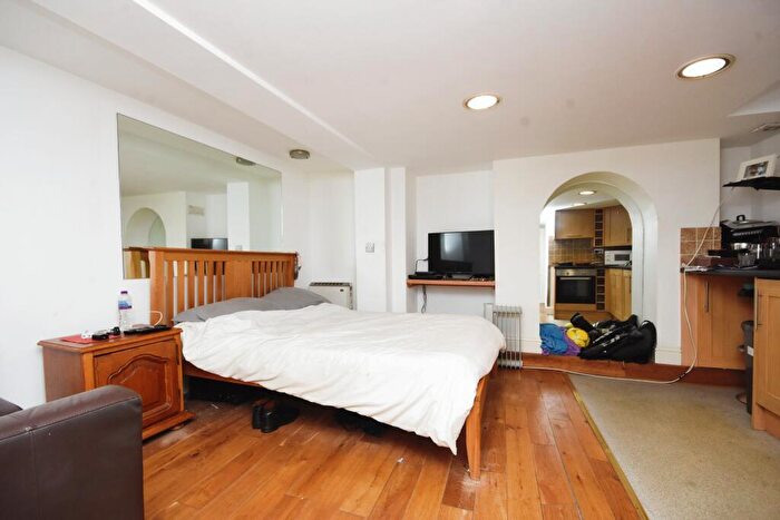 Apartment To Rent In Hockerill Street, Bishops Stortford, CM23