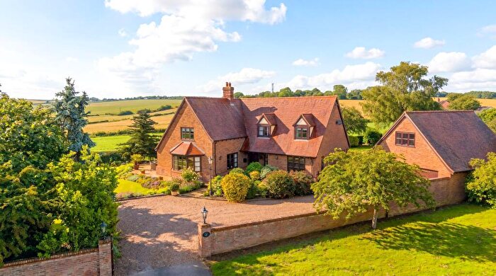 4 Bedroom Detached House For Sale In Chalkpit Lane, Candlesby, PE23