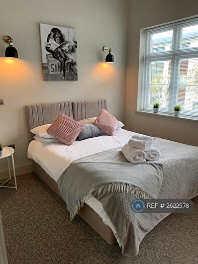 2 Bedroom Detached House To Rent In Oxford Passage, Cheltenham, GL50