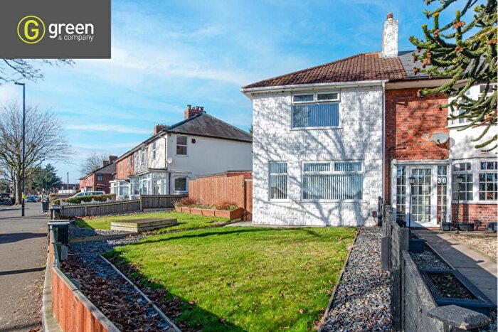 3 Bedroom Semi-Detached House For Sale In Witton Lodge Road, Birmingham, B23