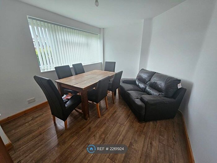 5 Bedroom Terraced House To Rent In Beehive Lane, Basildon, SS14