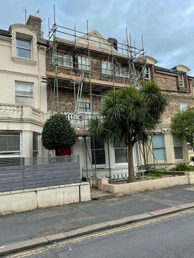 2 Bedroom Flat To Rent In Sackville Road, Hove, BN3