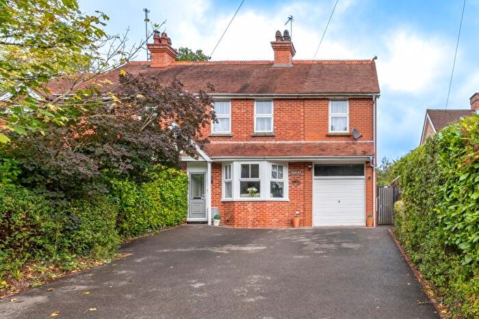 4 Bedroom Semi-Detached House For Sale In Horebeech Lane, Heathfield, TN21