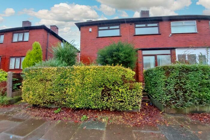 3 Bedroom Semi-Detached House To Rent In Elm Street, Middleton, Manchester, M24