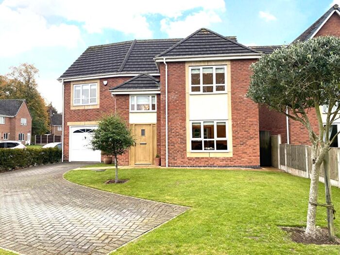 4 Bedroom Detached House For Sale In Chain Lane, Littleover, DE23