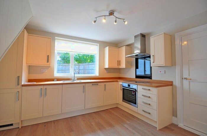 3 Bedroom Semi-Detached House To Rent In Woodlands Park Road, Maidenhead, Berkshire, SL6