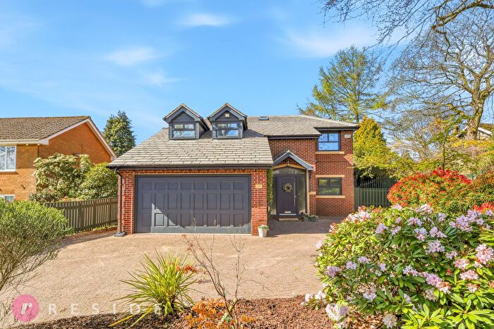 4 Bedroom Detached House For Sale In Broadhalgh, Bamford, Rochdale, OL11