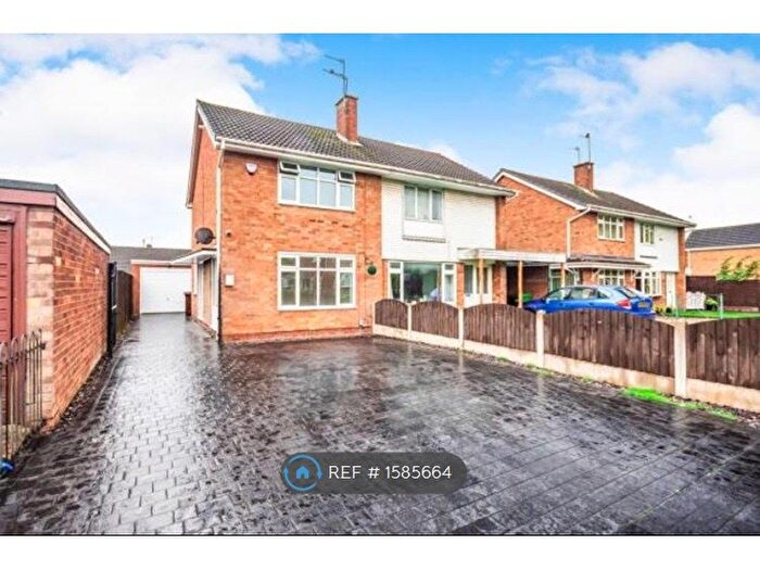 2 Bedroom Semi-Detached House To Rent In Mosedale Drive, Wolverhampton, WV11