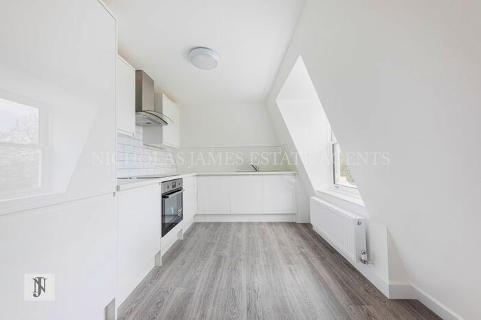 2 Bedroom Flat To Rent In Market Chambers, Church Street, Enfield, EN2