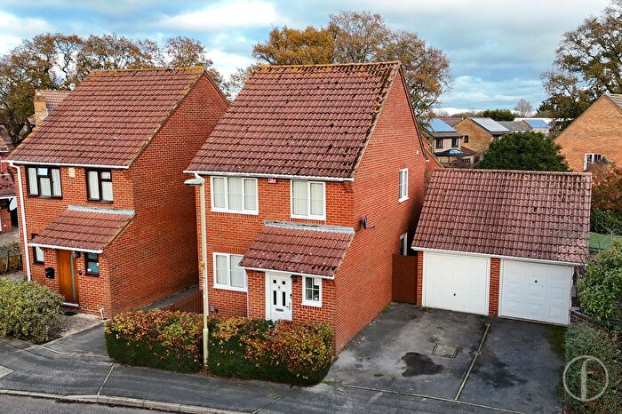 3 Bedroom Detached House For Sale In Wheatlands, Fareham, PO14