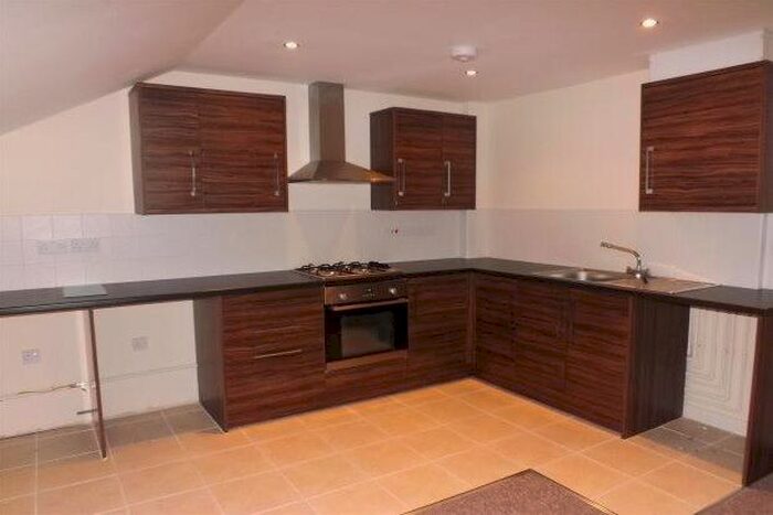 2 Bedroom Flat To Rent In Llys Aber Dyfrdwy, Bagillt, CH6