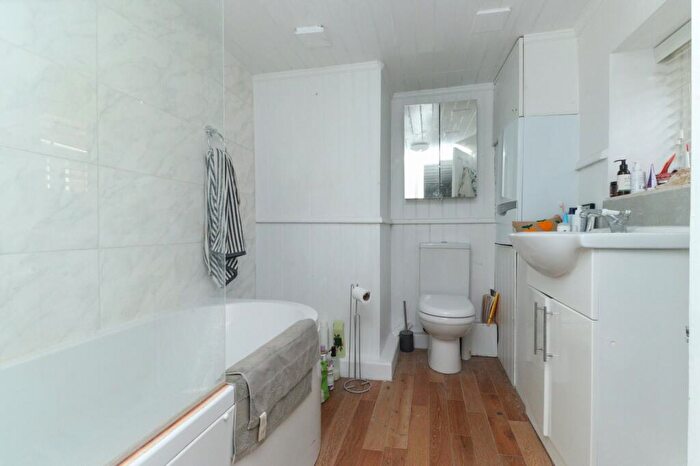3 Bedroom Semi-Detached House For Sale In Old Green Road, Margate, Kent, CT9 - Photo 11