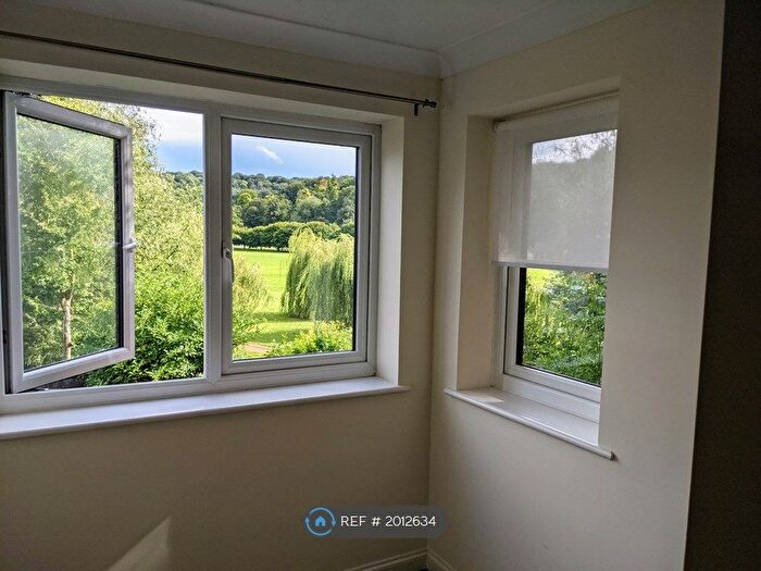 2 Bedroom Flat To Rent In Mallard House, High Wycombe, HP11