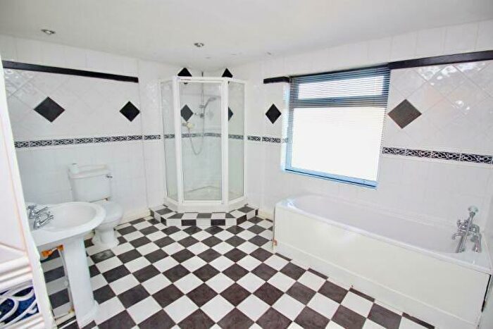 2 Bedroom Apartment To Rent In Pike Close, Beaconside, Stafford., ST16