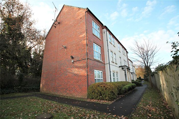 2 Bedroom Apartment To Rent In Lippincote Court, Oxford Road, Reading, Berkshire, RG31
