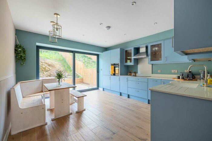 3 Bedroom House To Rent In Old Vicarage Gardens, Bruton, BA10