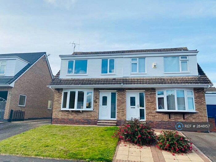 3 Bedroom Semi-Detached House To Rent In Rockingham Close, Loughborough, LE12