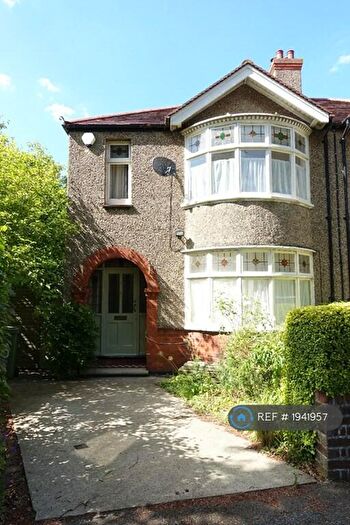 3 Bedroom Semi-Detached House To Rent In Eton Crescent, Wolverton, Milton Keynes, MK12