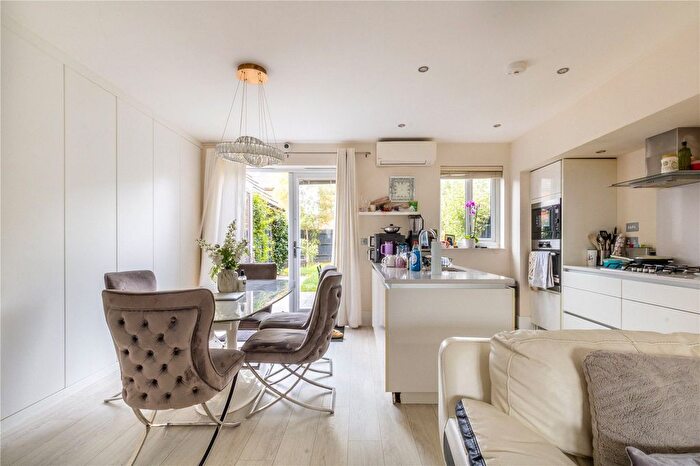 4 Bedroom Semi-Detached House For Sale In Malago Drive, Bedminster, Bristol, BS3