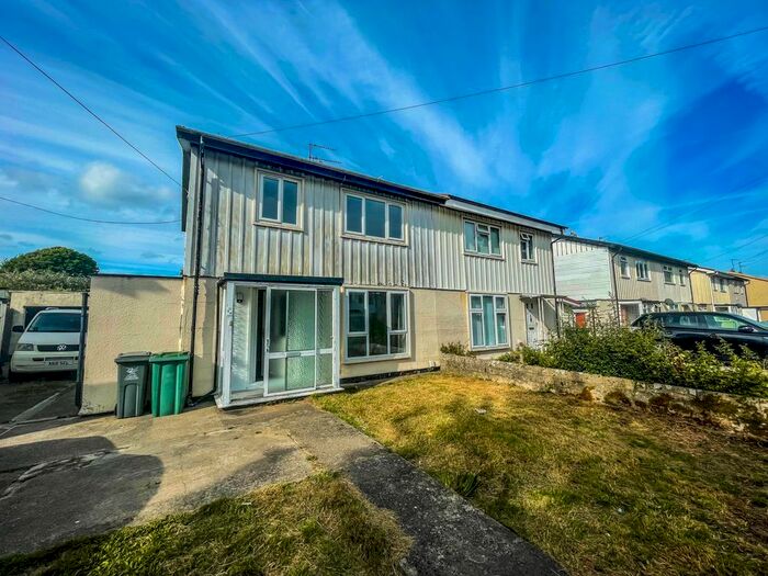 3 Bedroom Semi-Detached House To Rent In Aberdulais Road, Llandaff North, Cardiff, CF14