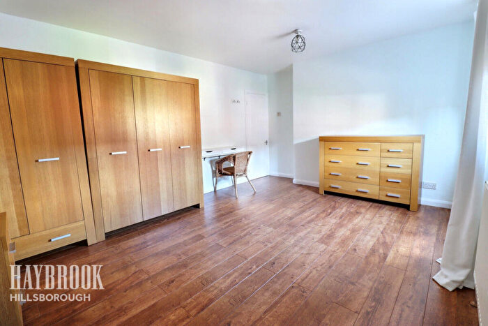 3 Bedroom Terraced House For Sale In Victor Street, Sheffield, S6