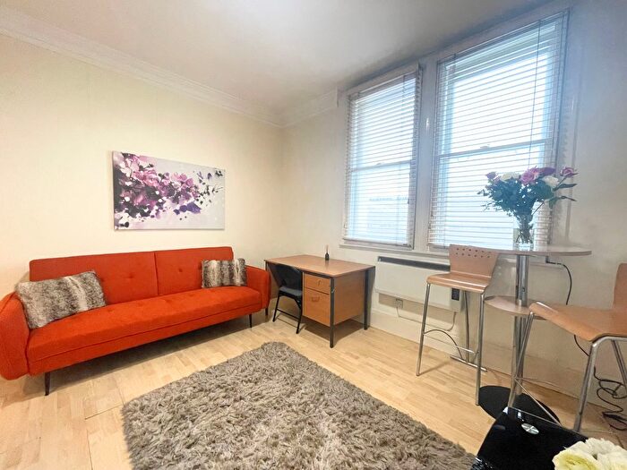 1 Bedroom Flat To Rent In White Horse Street, London, W1J